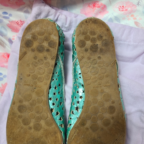 JIMMY CHOO ๐ฆ vintage peacock metallic cosmic stars cut out square toe flats ๐ฆ - Picture 11 of 15